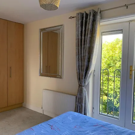 Holiday home Two Bedroom Town House Beside The River Barrow