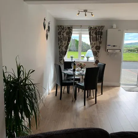 Two Bedroom Town House Beside The River Barrow * Carlow