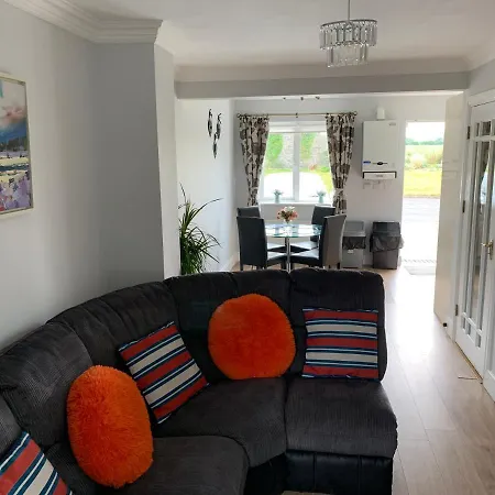 Holiday home Two Bedroom Town House Beside The River Barrow