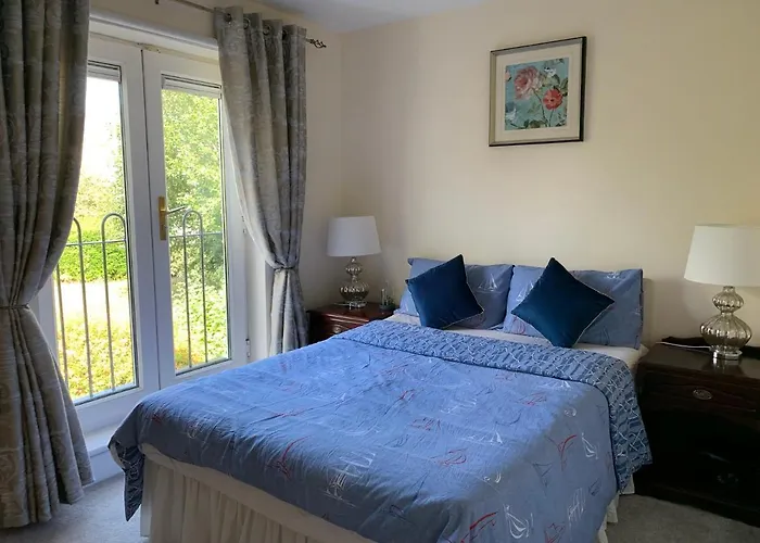 Semesterbostad Two Bedroom Town House Beside The River Barrow *