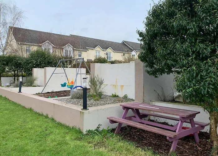 Two Bedroom Town House Beside The River Barrow *