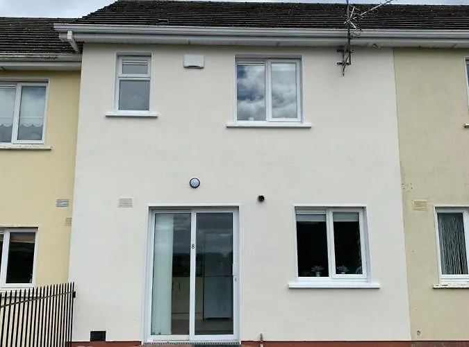 Two Bedroom Town House Beside The River Barrow Carlow